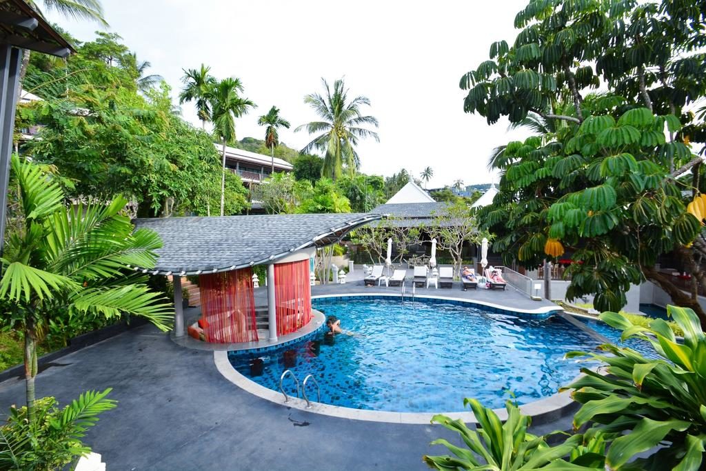 BOOK RESORT KATA BEACH