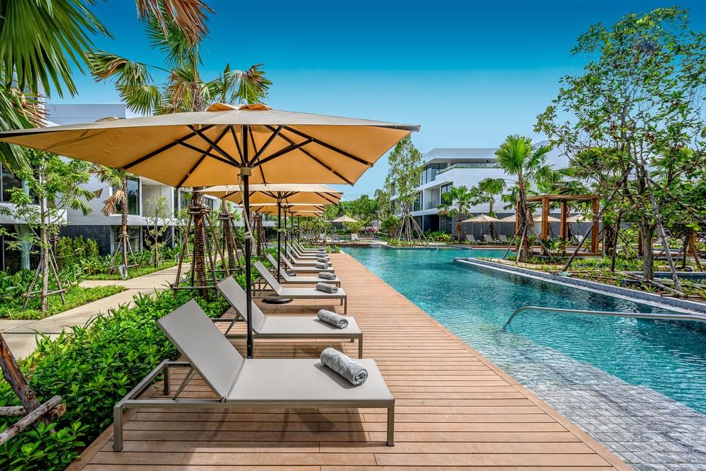book resort hotel rawai