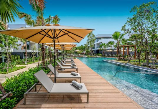 book resort hotel rawai