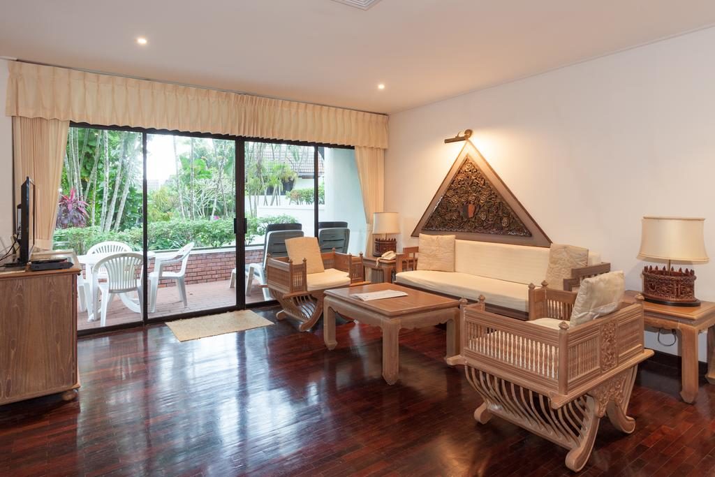 BOOK ROOM HOTEL KAMALA