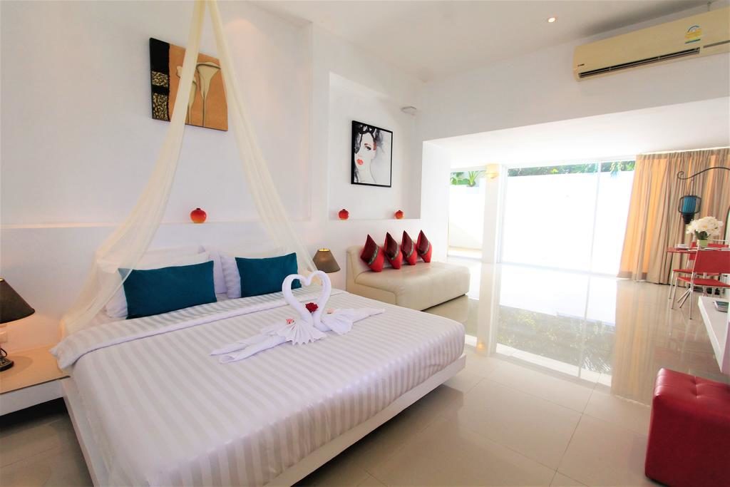RENT VILLA PHUKET THAILAND