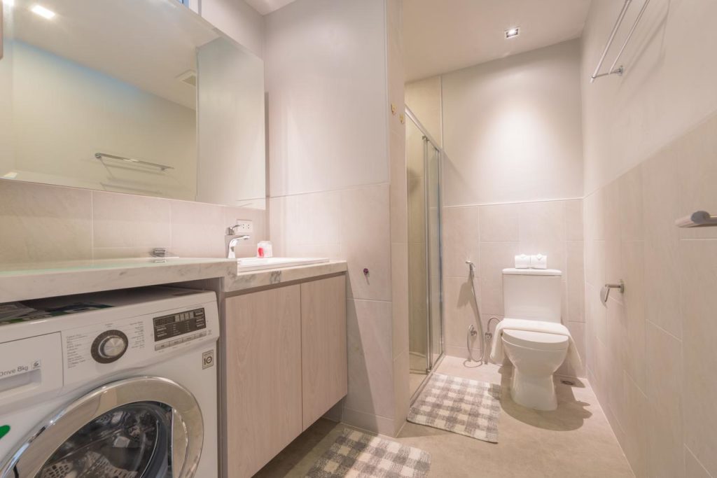 ONE BEDROOM APARTMENT KARON
