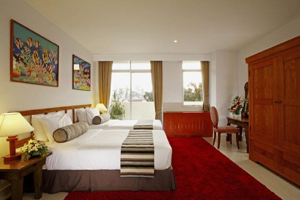 HOTEL GREAT LOCATION KARON