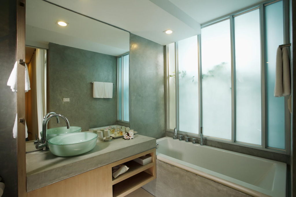 BEST ACCOMMODATION KARON BEACH