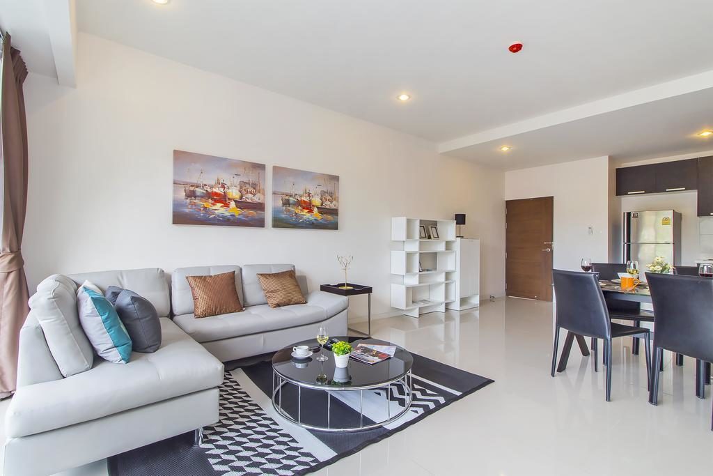 RENT HOUSE KARON BEACH