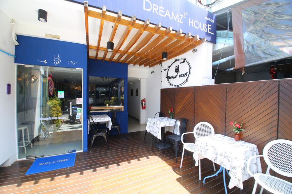 COZY ROOM HOTEL KARON