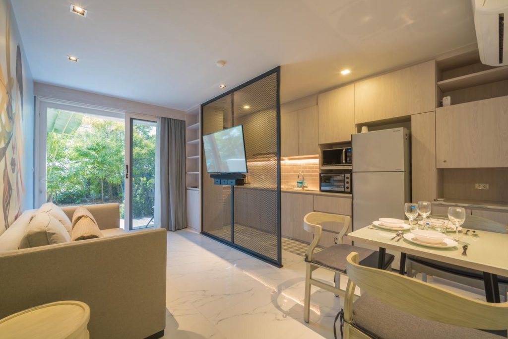 ONE BEDROOM APARTMENT KARON