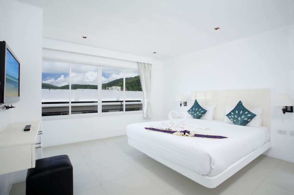 WHAT VISIT KARON PHUKET
