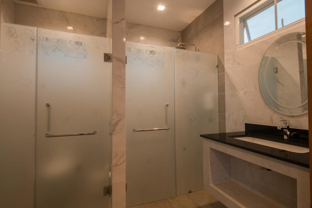 LUXURY VILLA NAIHARN BEACH