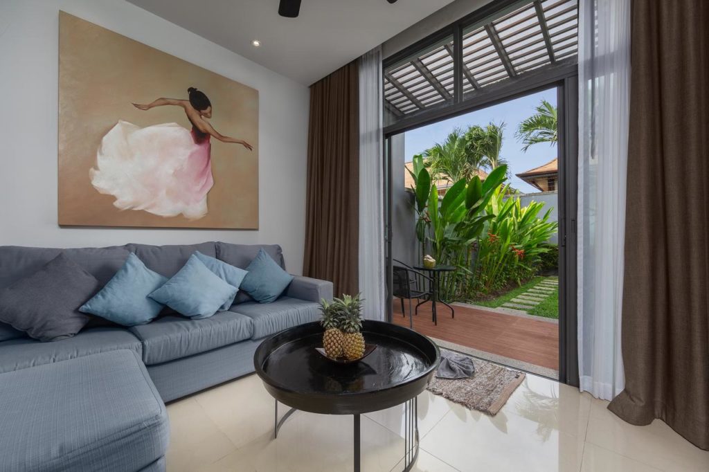 RENT VILLA NAI HARN BEACH