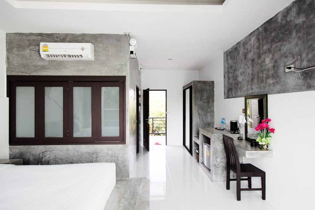 BEST RESORT NAI HARN