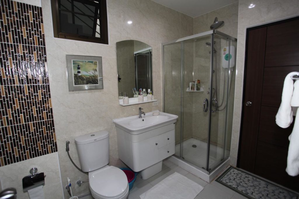 BEST APARTMENT NAI HARN