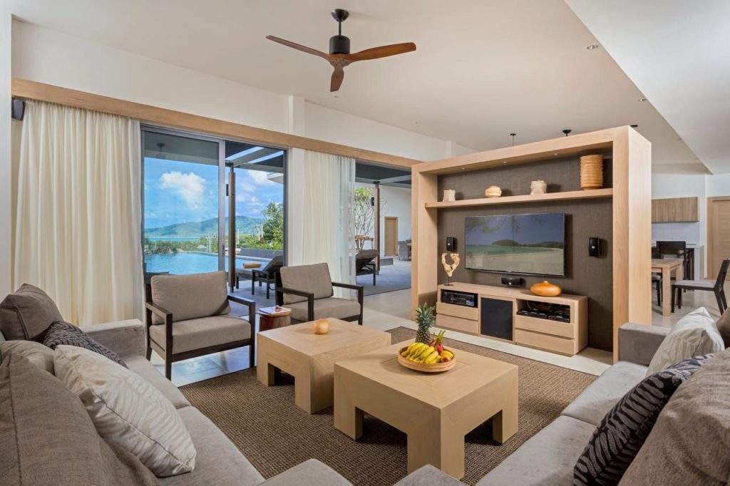 RENT LUXURY VILLA RAWAI