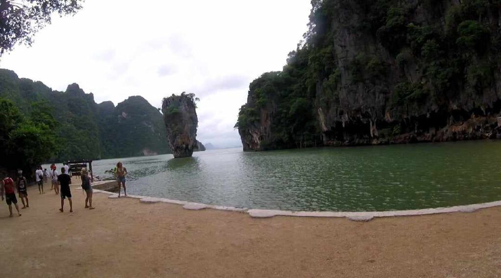 ESCURSIONI A JAMES BOND ISLAND